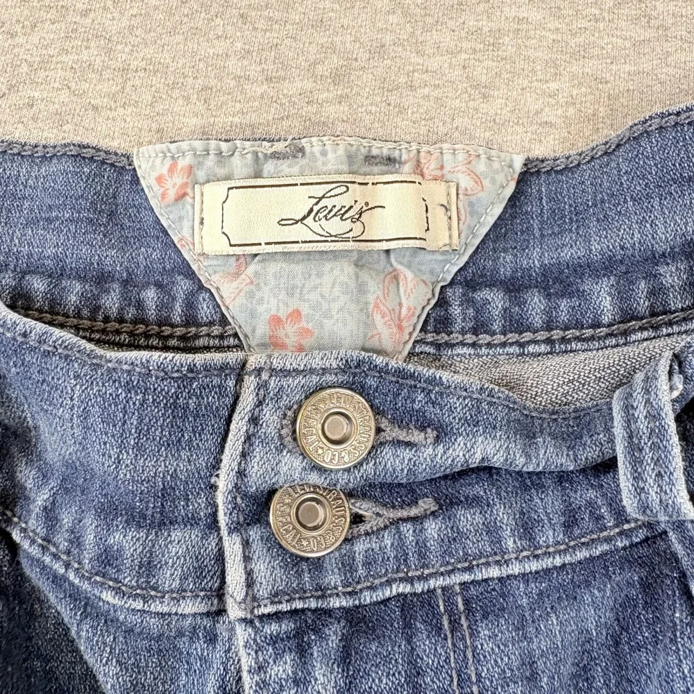 Levis Denim Shorts Womens Size 12 Blue Mid Rise Double Button Stretch R Tag